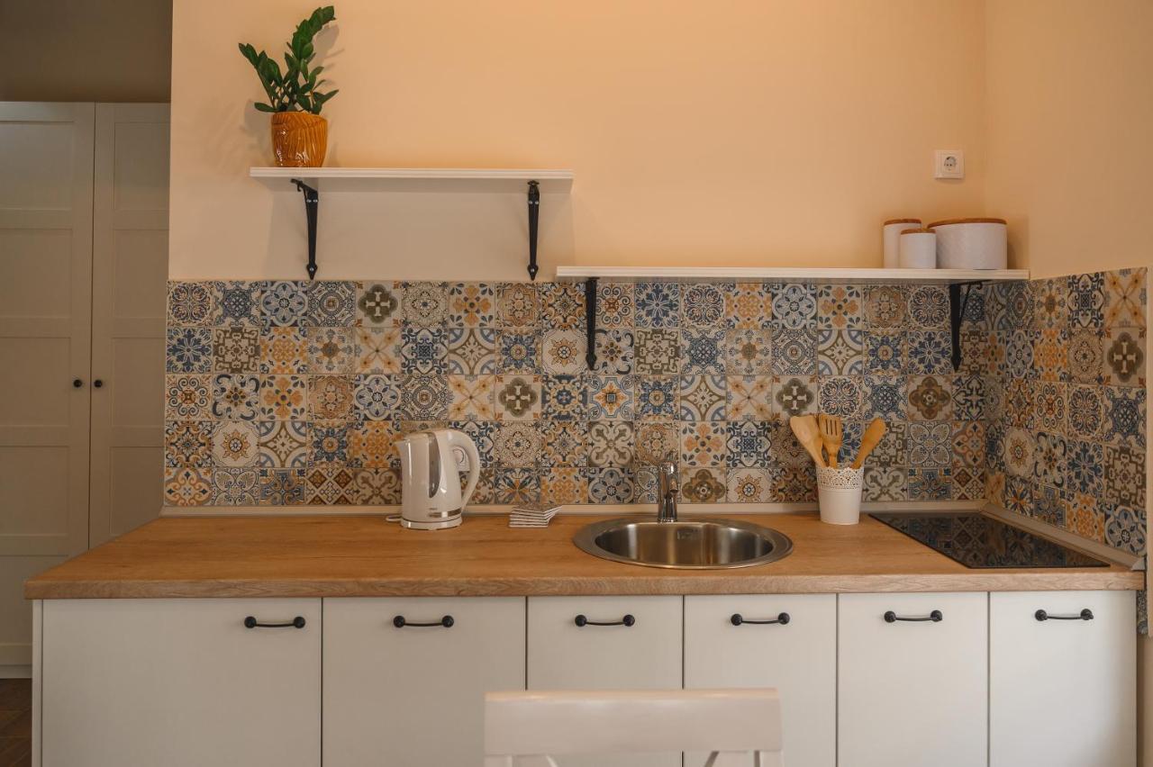Apartmani Mis Šabac Buitenkant foto