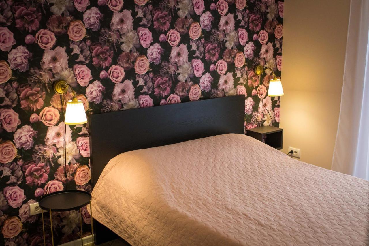 Apartmani Mis Šabac Buitenkant foto