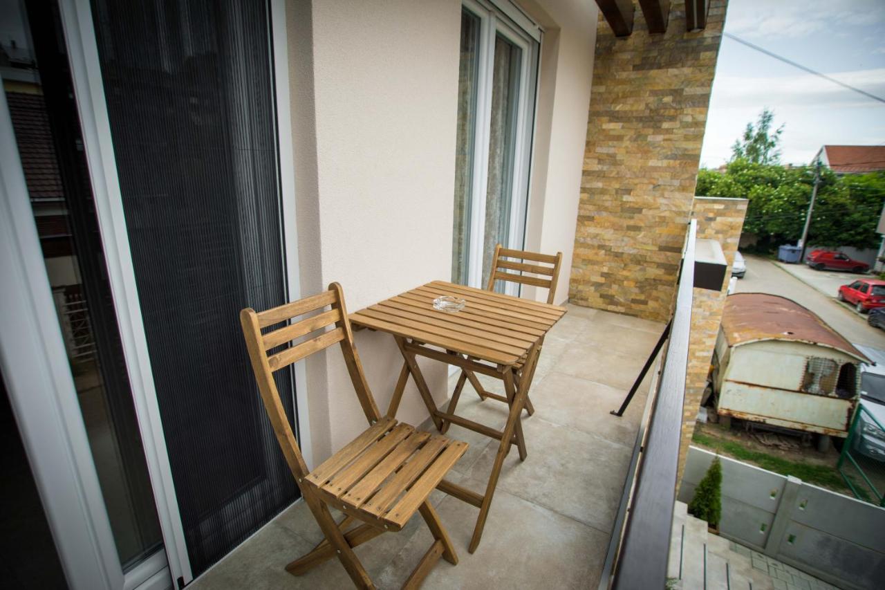 Apartmani Mis Šabac Buitenkant foto