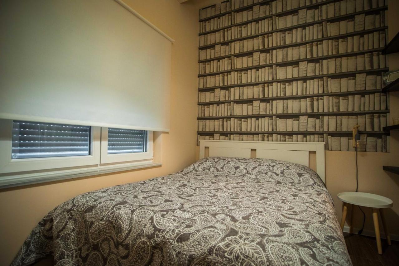 Apartmani Mis Šabac Buitenkant foto